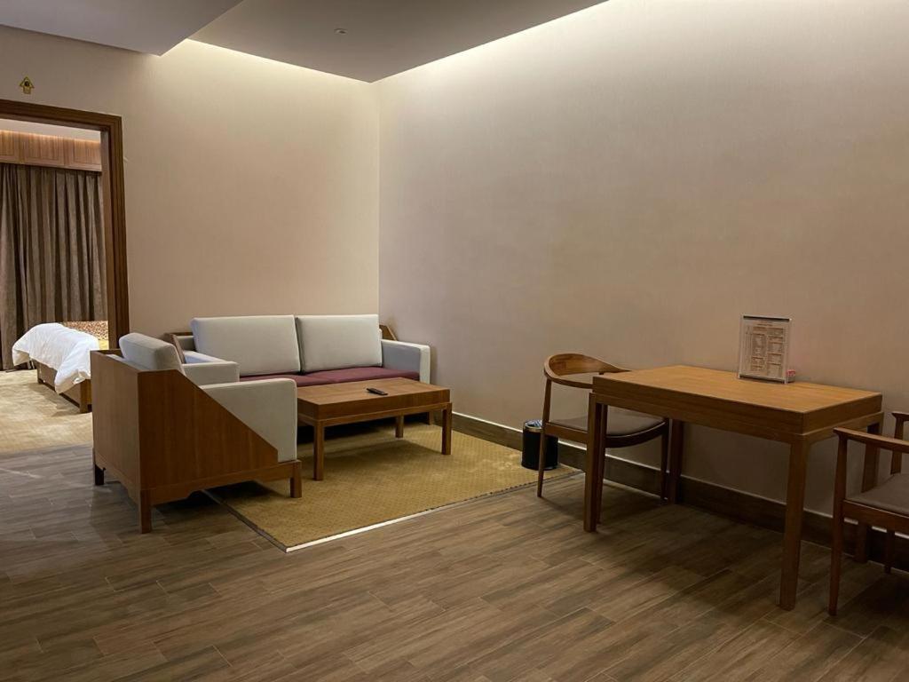 Hosta Al Yasmin Aparthotel Riyadh Ngoại thất bức ảnh