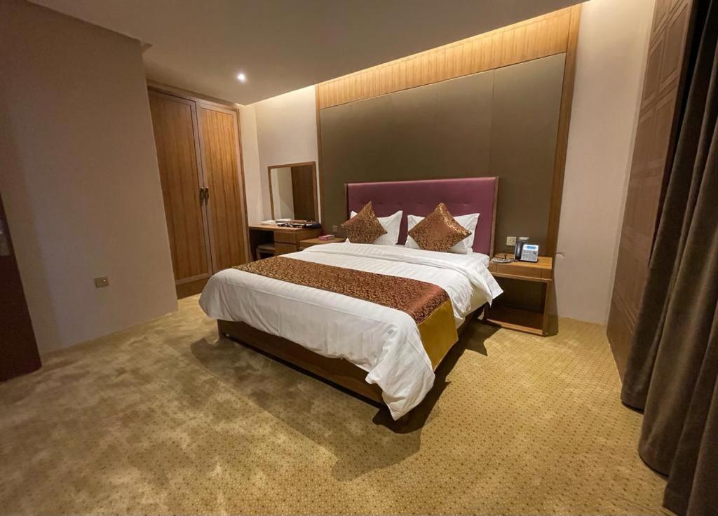 Hosta Al Yasmin Aparthotel Riyadh Ngoại thất bức ảnh